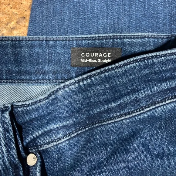 EUC 34 Heritage Mid Rise Straight Jeans Courage 34 30 - Picture 4 of 7